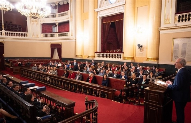 https://www.graduadossociales.org/getFile.aspx?id=043c119bdc0d487695841fd66b6a8911.jpg