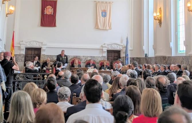 https://www.graduadossociales.org/getFile.aspx?id=088295025eb54c48813c67cb4e25084a.jpg