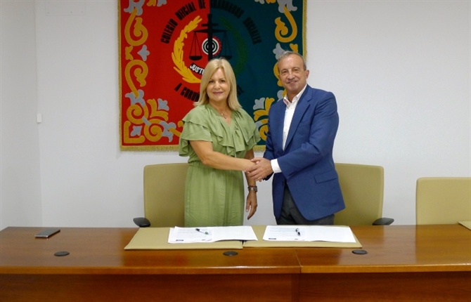 https://www.graduadossociales.org/getFile.aspx?id=0db41842a490467da8f902b461eed6b2.JPG
