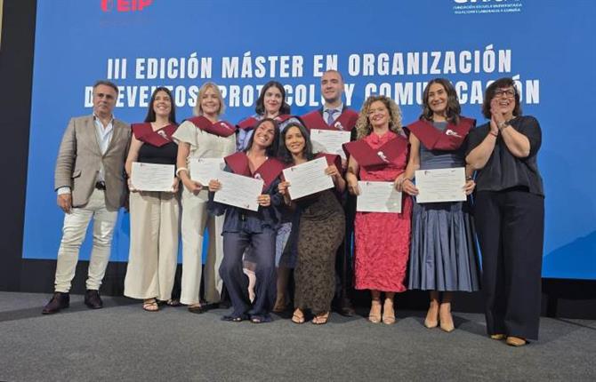 https://www.graduadossociales.org/getFile.aspx?id=0fd2a47682204b3da0dec2d45e9c3381.jpg