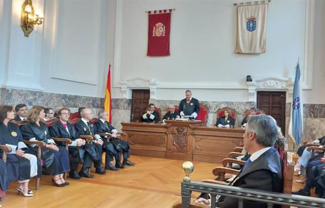 https://www.graduadossociales.org/getFile.aspx?id=181f8bbbaefc4da3b9bc33732e1ae18e.jpg