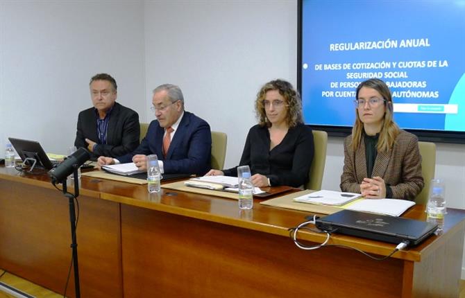 https://www.graduadossociales.org/getFile.aspx?id=1b8b34f1ab65413e9b87e34d144de6d7.jpg