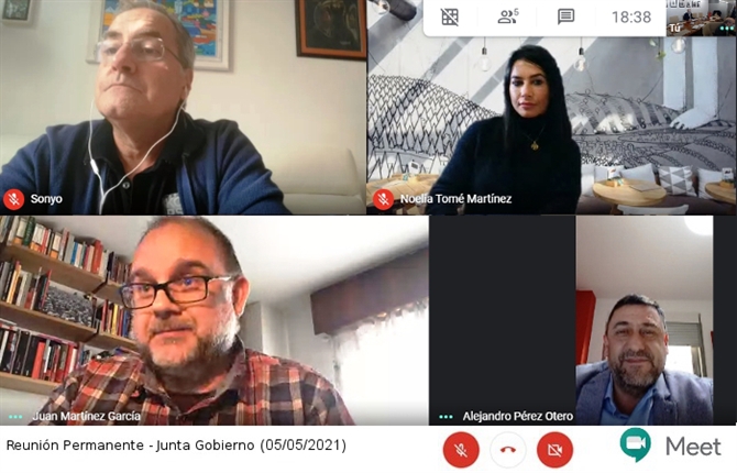 https://www.graduadossociales.org/getFile.aspx?id=2886a99e575d4b4e848057f6d4d600e3.jpg