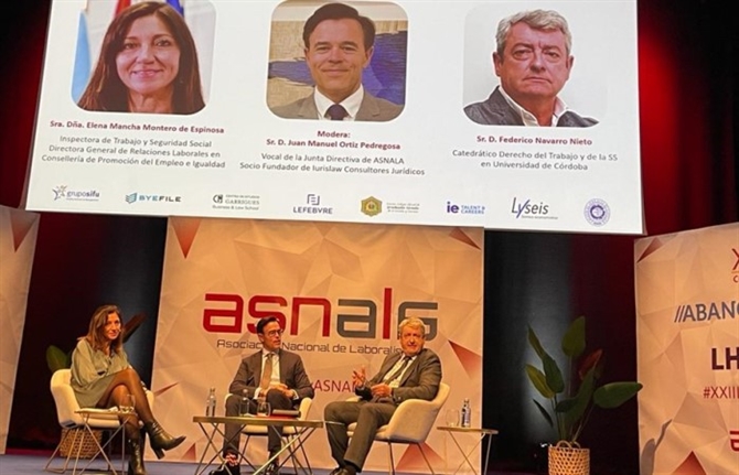 https://www.graduadossociales.org/getFile.aspx?id=39f73ec88c4f4863b2f4c95899eacfc1.jpg