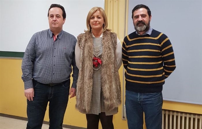 https://www.graduadossociales.org/getFile.aspx?id=588a08ad769c4dab91c993be22dce60c.jpg