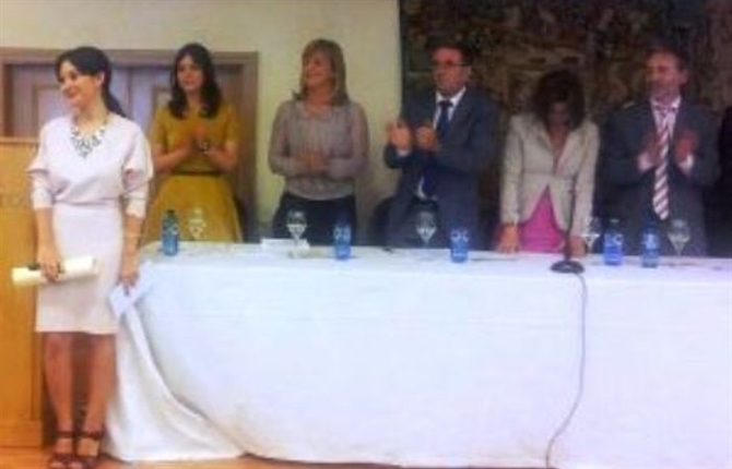 https://www.graduadossociales.org/getFile.aspx?id=5efe9bd997a34eba9d119943d14e7360.jpg