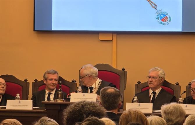 https://www.graduadossociales.org/getFile.aspx?id=779656b769c54fb4846e9e7842fdd90d.jpg