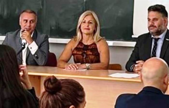 https://www.graduadossociales.org/getFile.aspx?id=7c0e0e3dc39d42568b89d6d5d0104e9b.jpg