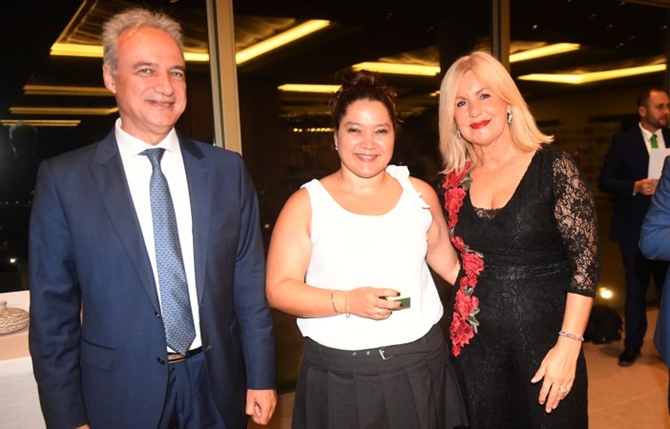 https://www.graduadossociales.org/getFile.aspx?id=7fe7eeb904d045a484f46b47e957d7e0.JPG
