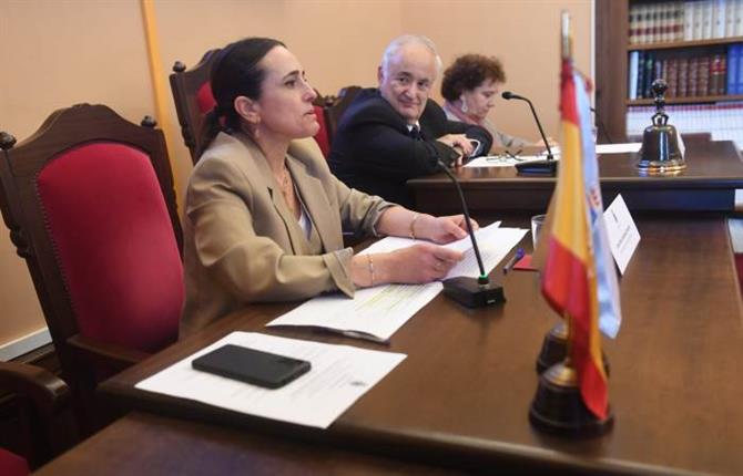 https://www.graduadossociales.org/getFile.aspx?id=89e4cb79c0394a6baeb369efc482a3a4.jpg