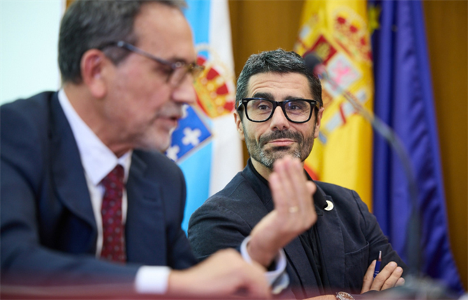 https://www.graduadossociales.org/getFile.aspx?id=8bf9a4505a18495bbe91dbb5270b690b.png