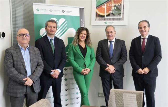 https://www.graduadossociales.org/getFile.aspx?id=8f5d8351fecd42fd97359d0ad01b6672.jpg