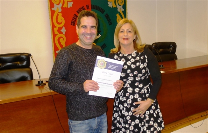 https://www.graduadossociales.org/getFile.aspx?id=92ff7e34ac6140c68949f0e3a29ce648.jpg