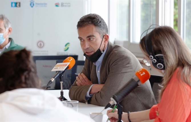 https://www.graduadossociales.org/getFile.aspx?id=9de8a4f380114f08965738868ae9ae4c.jpg