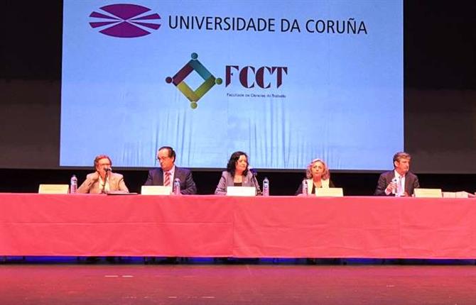 https://www.graduadossociales.org/getFile.aspx?id=a45805fc52204639a740823c1589d272.jpg