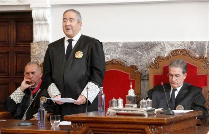 https://www.graduadossociales.org/getFile.aspx?id=a8ee1f70fbd24310ae25241b7c14459e.jpg