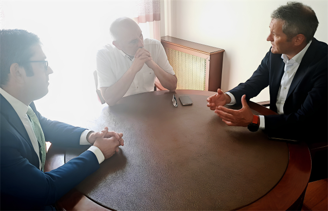 https://www.graduadossociales.org/getFile.aspx?id=b2b9c616cb65431d8631718fcb6ec04a.png