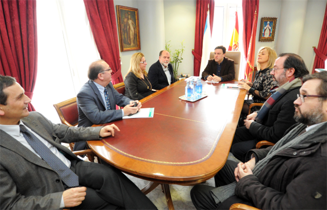 https://www.graduadossociales.org/getFile.aspx?id=b45c7e644d6e4c389a8e11093e74acad.png