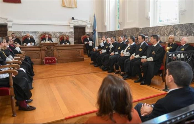 https://www.graduadossociales.org/getFile.aspx?id=b68ad44cc46d4955b589ca79fc47f6be.jpg