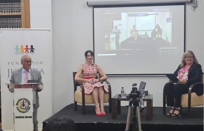 https://www.graduadossociales.org/getFile.aspx?id=bba2385c18b8426192bffe771ebe34ab.jpg