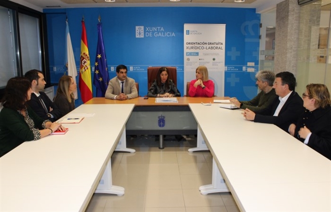 https://www.graduadossociales.org/getFile.aspx?id=c9ad47e9e39a497eaa49c2a39b661b74.JPG