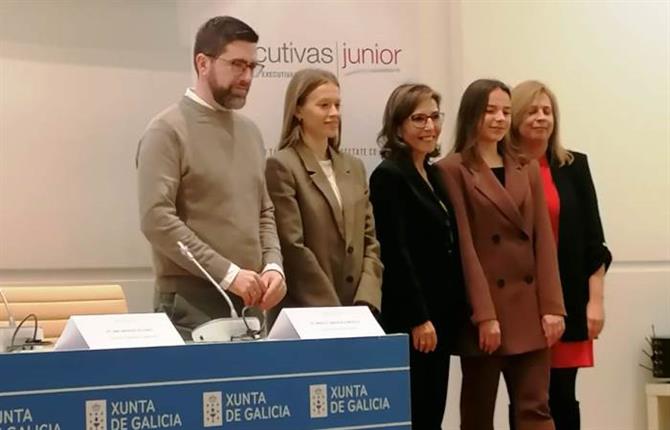 https://www.graduadossociales.org/getFile.aspx?id=d68dc18222214cf082f08a4a4f311481.jpg