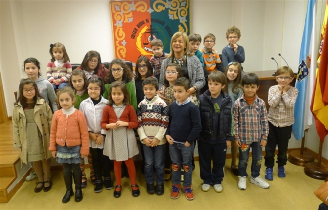 https://www.graduadossociales.org/getFile.aspx?id=d886e9ab5c374fb2bab4b7ebd7fe7761.jpg