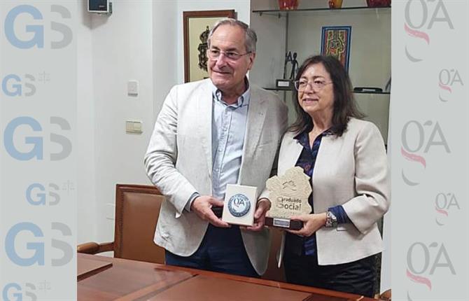https://www.graduadossociales.org/getFile.aspx?id=dc6b68a3974c469c8171857a366909c7.jpg