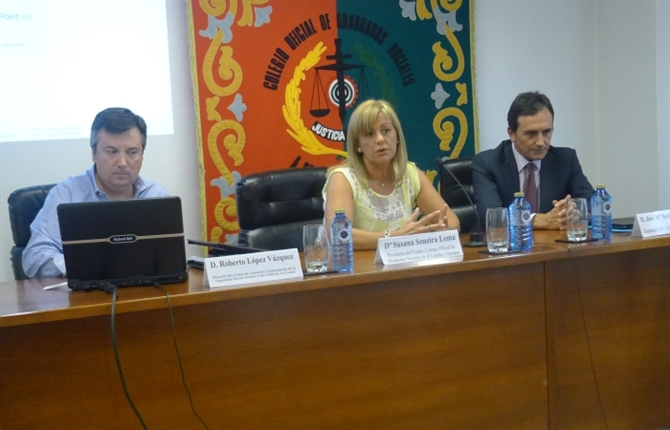 https://www.graduadossociales.org/getFile.aspx?id=dcbb9ca95cb2455480f302cbd3658d47.jpg