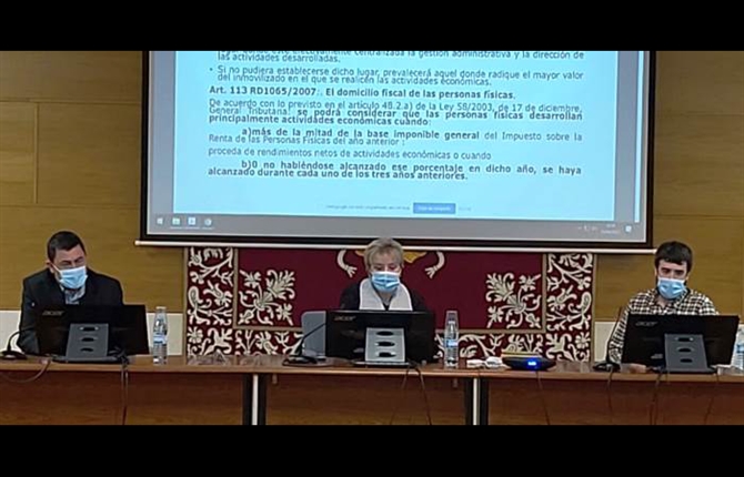 https://www.graduadossociales.org/getFile.aspx?id=e4e45115c148440387a68d1ff662a784.jpg