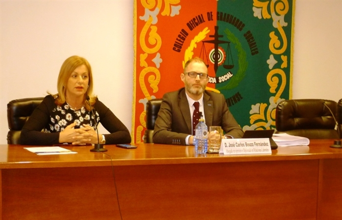 https://www.graduadossociales.org/getFile.aspx?id=ec114cd7468c45dca0d072cdc9707fe7.jpg