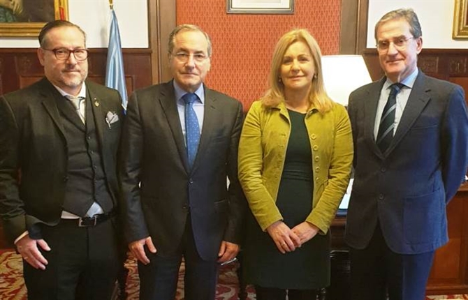 https://www.graduadossociales.org/getFile.aspx?id=f111a225813f43cf9b85ecc58d064207.jpg