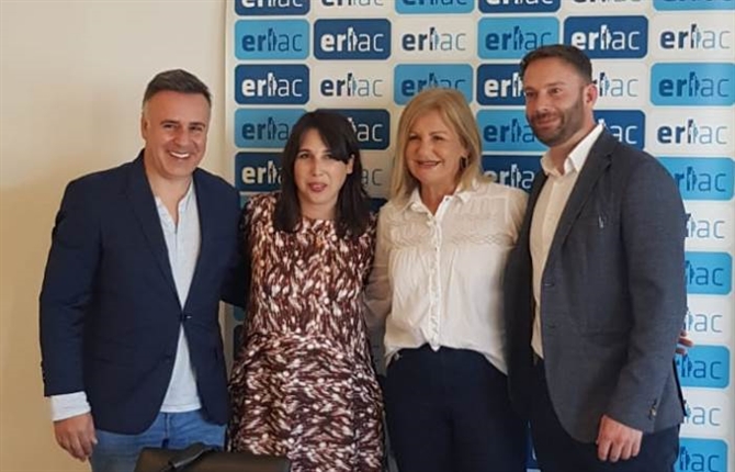 https://www.graduadossociales.org/getFile.aspx?id=fd0e9498a29041e7819e3a795cda8c14.jpg